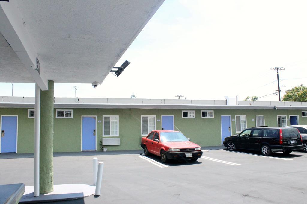 Town House Motel Lynwood Esterno foto