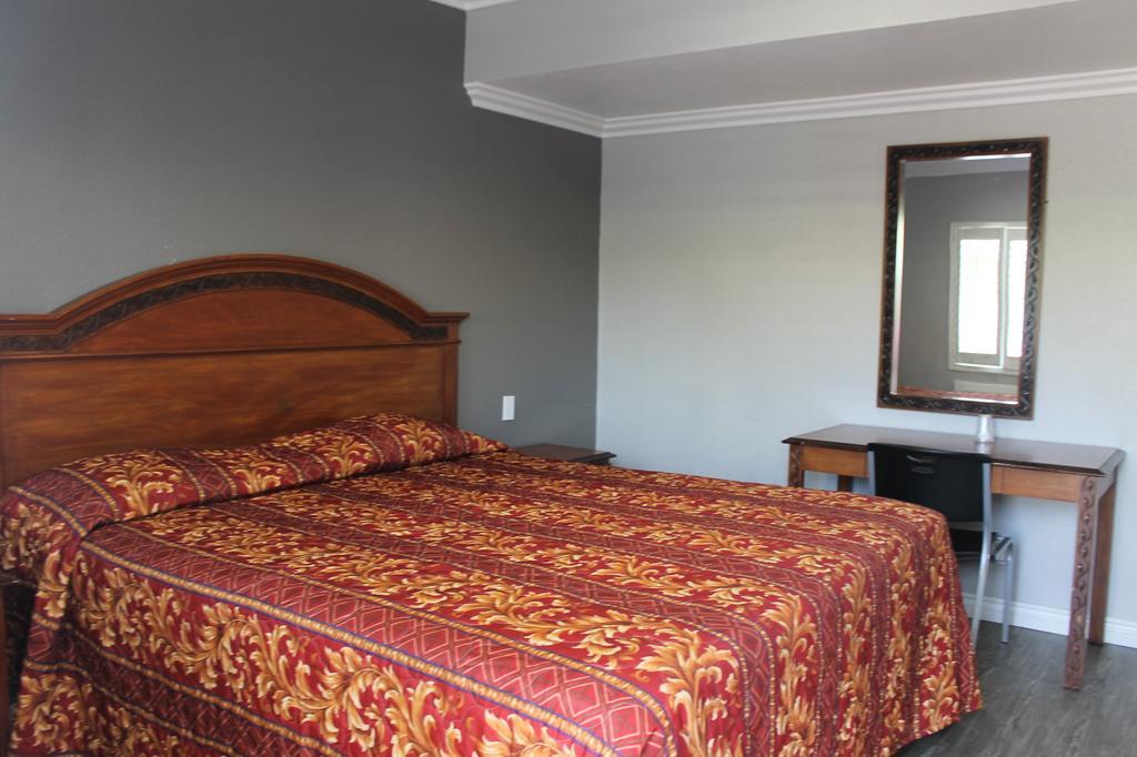 Town House Motel Lynwood Esterno foto