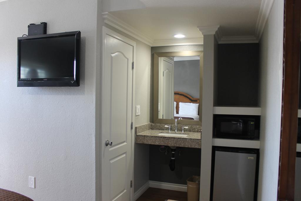 Town House Motel Lynwood Esterno foto