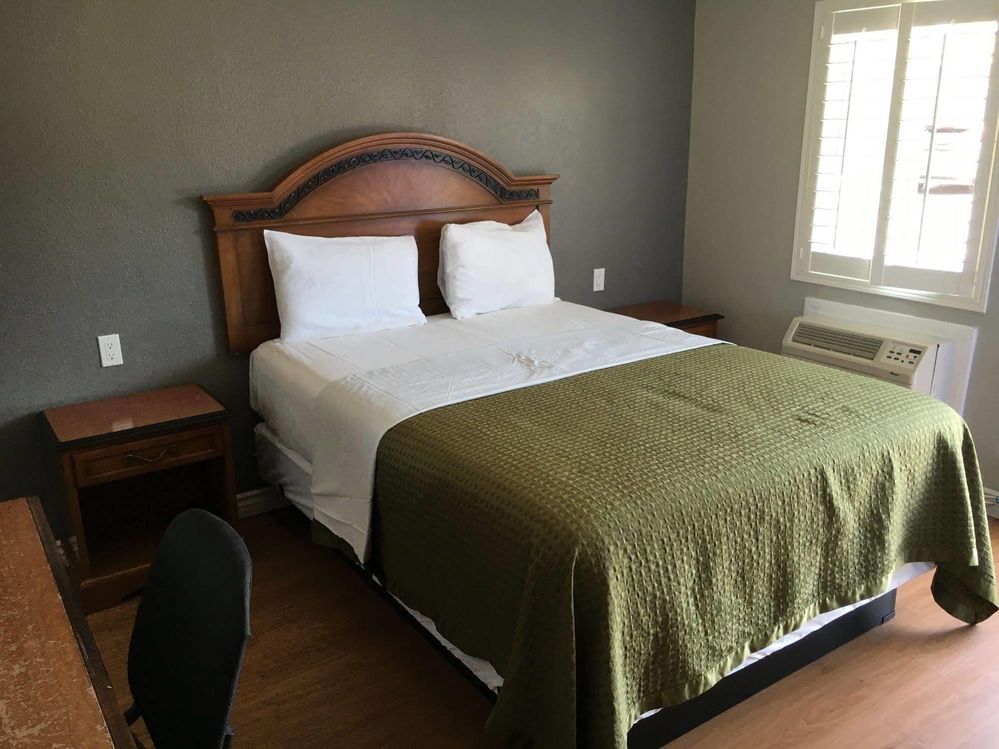 Town House Motel Lynwood Esterno foto